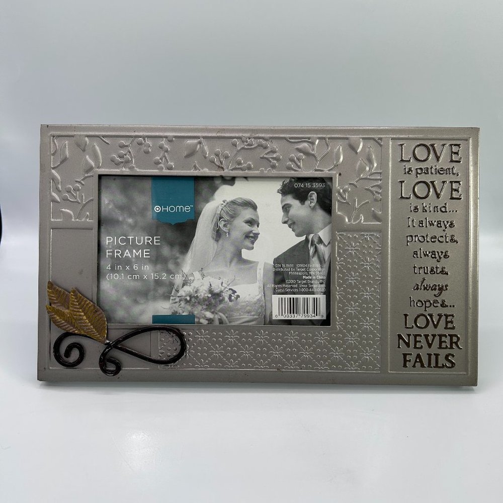 Target Home Photo Picture Frame 4" x 6" Silver Love is Patient Love is Kind